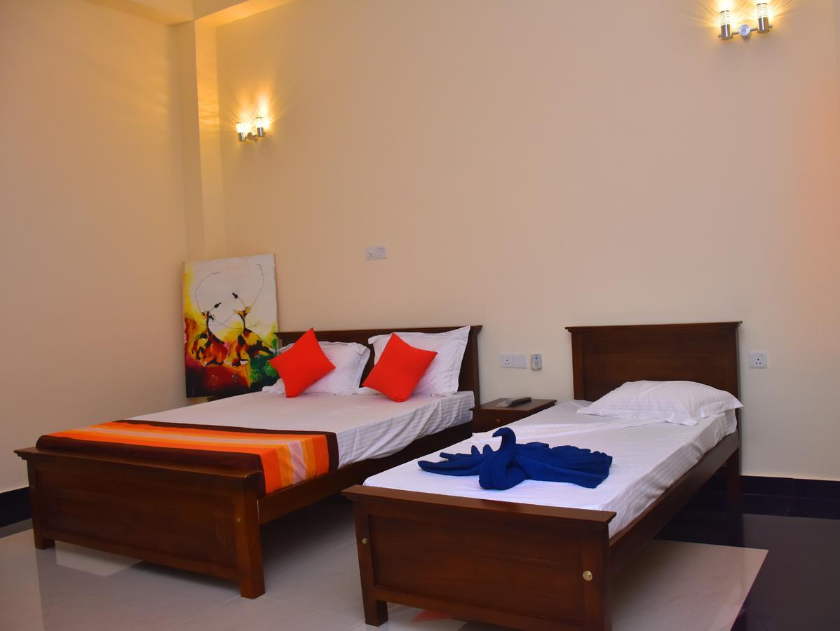 Capitalcity hotel Badulla Esterno foto