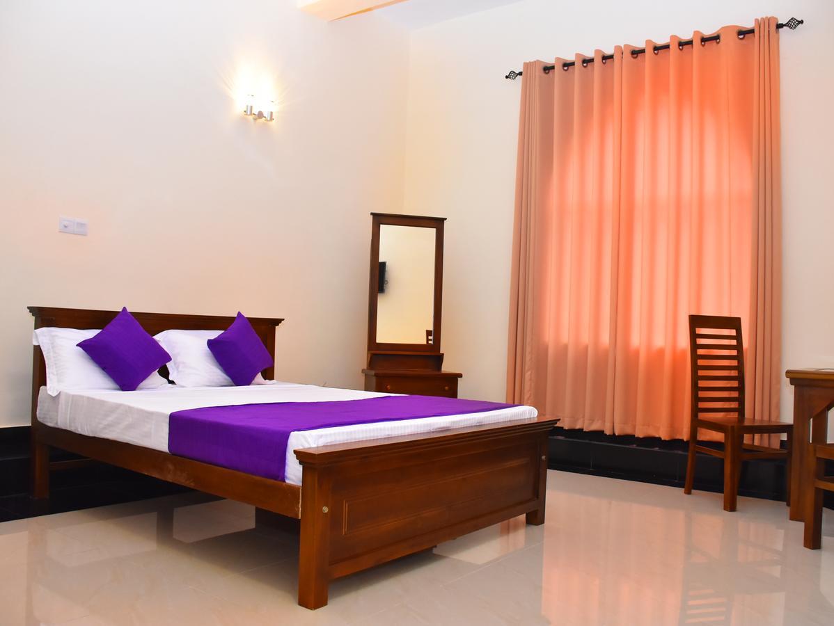 Capitalcity hotel Badulla Esterno foto