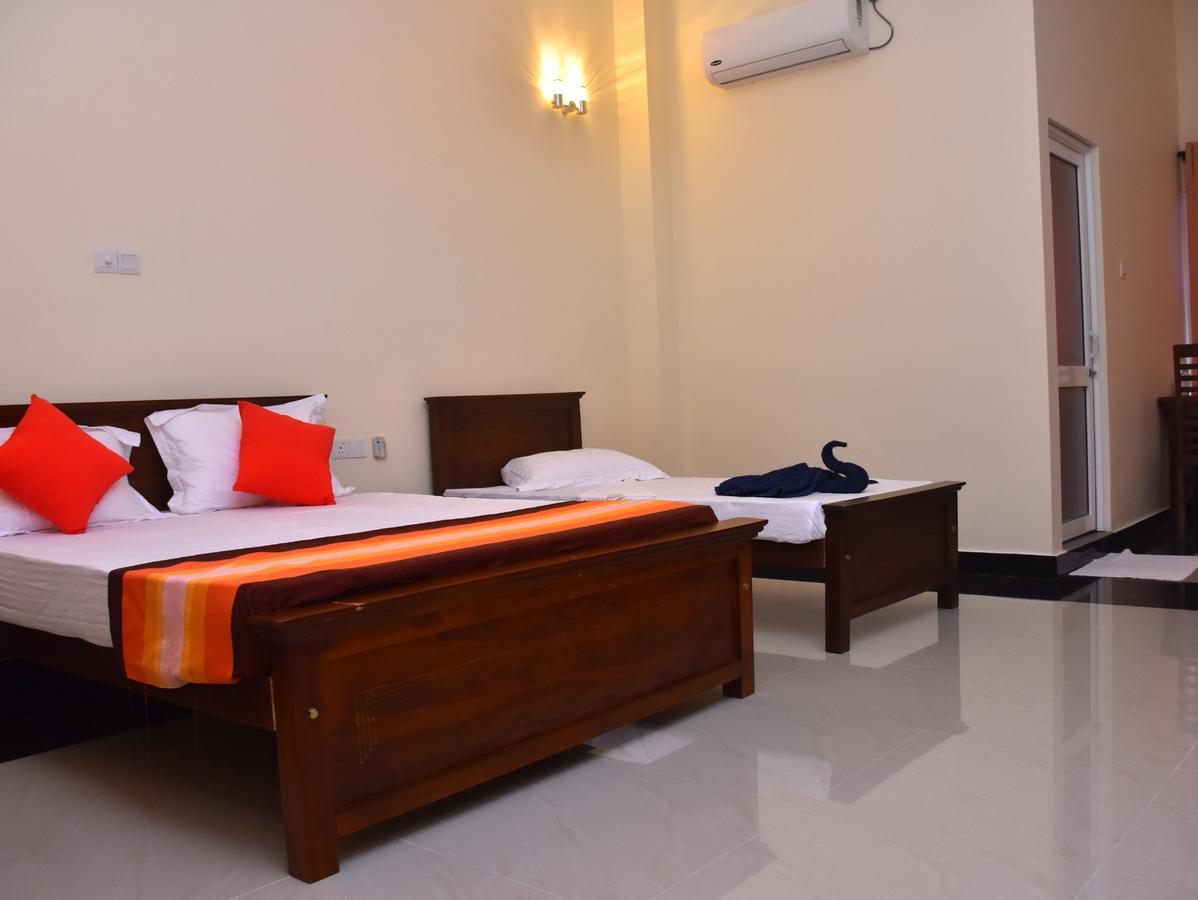 Capitalcity hotel Badulla Esterno foto