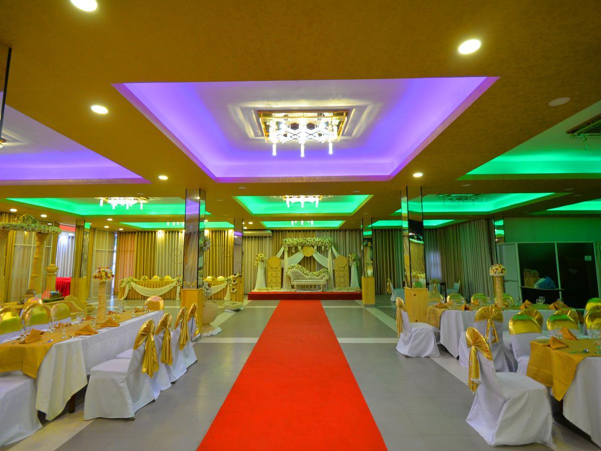 Capitalcity hotel Badulla Esterno foto