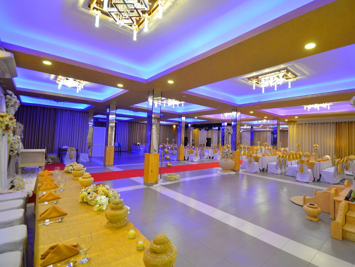 Capitalcity hotel Badulla Esterno foto