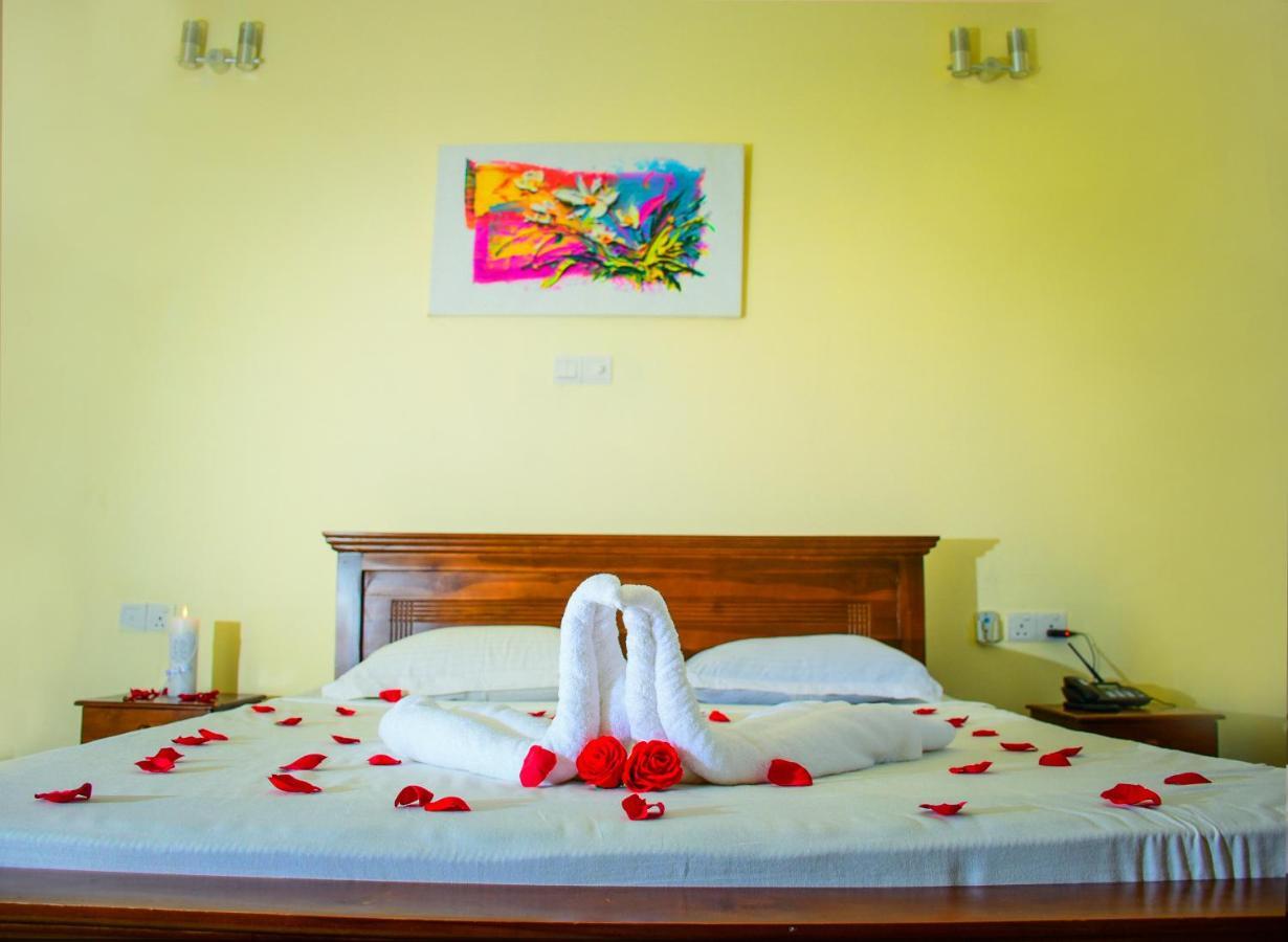 Capitalcity hotel Badulla Esterno foto